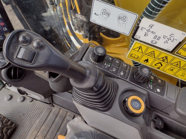 caterpillar-315-gc-image-9