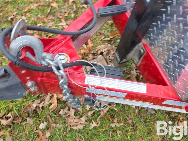 2013-thunder-creek-equipment-adt750-image-11