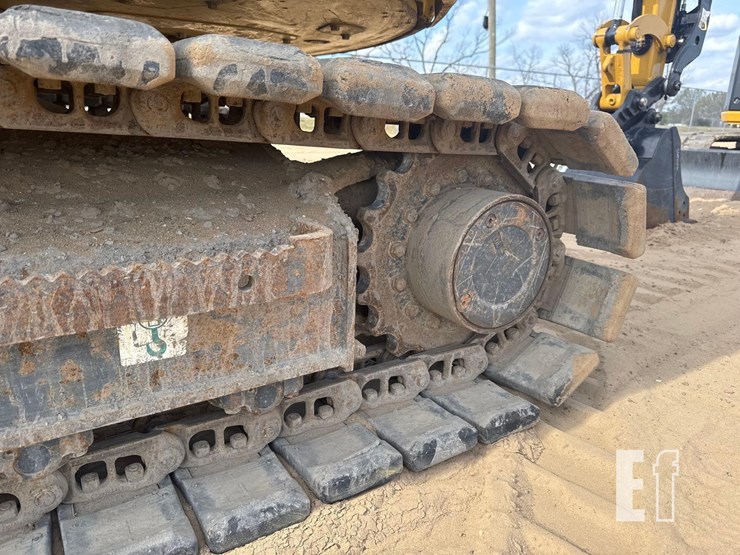 komatsu-pc88mr-10-image-11