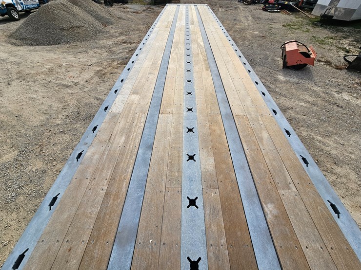 2025-landoll-440-image-26