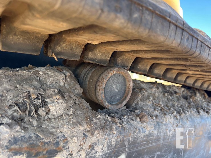 2015-deere-35g-image-11