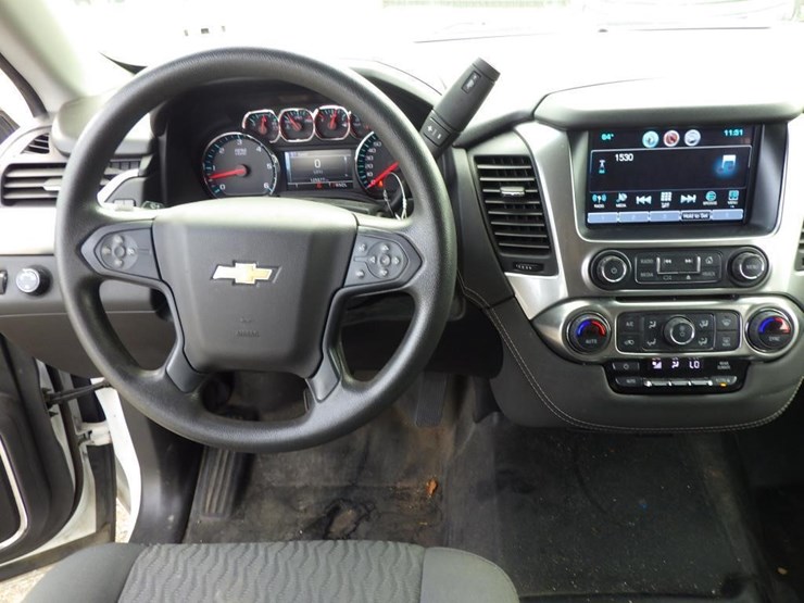 2019-chevrolet-tahoe-image-9