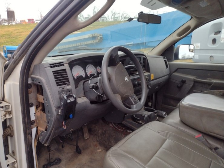 2007-dodge-3500-image-10