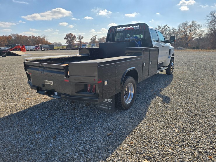 chevrolet-silverado-5500hd-image-25