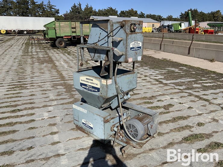 harveststore-wa-ro-matic-roller-mill-image-3