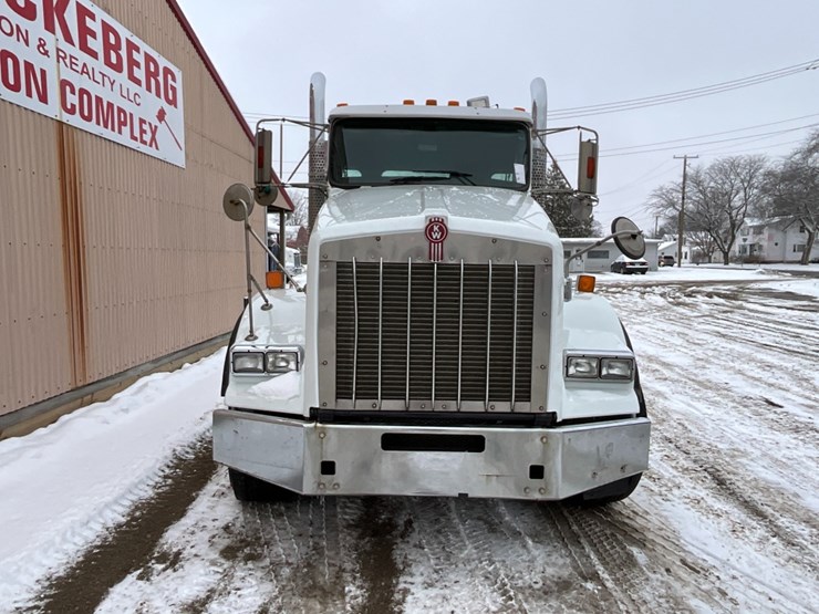 kenworth-t800-image-3