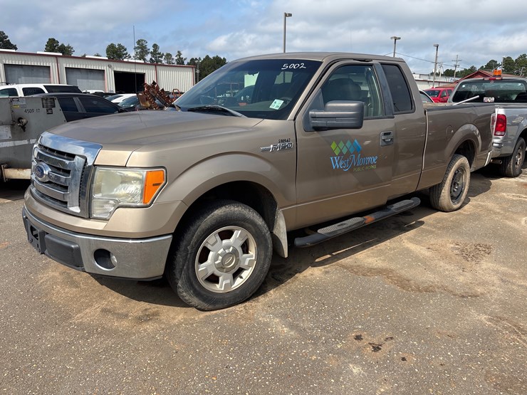 2011-ford-f150-image-1