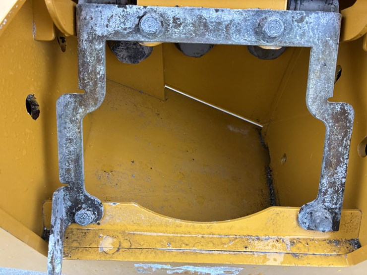 john-deere-624-image-36