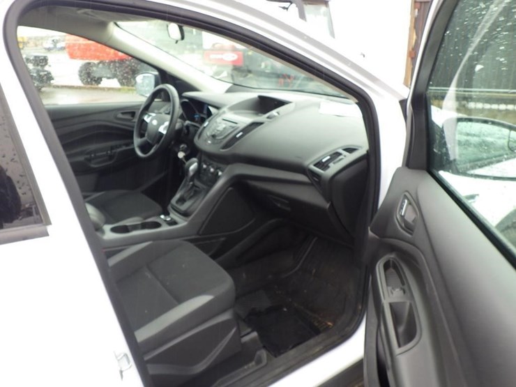 2014-ford-escape-image-6