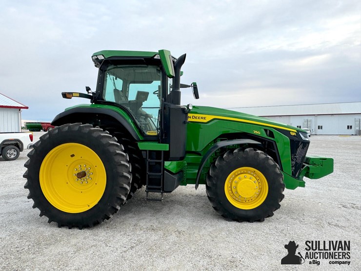 john-deere-8r-250-image-4
