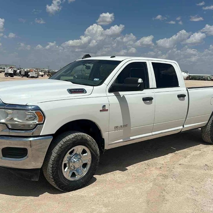 2019 DODGE RAM 3500