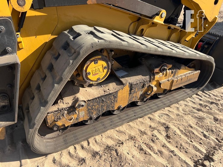 caterpillar-255-image-13