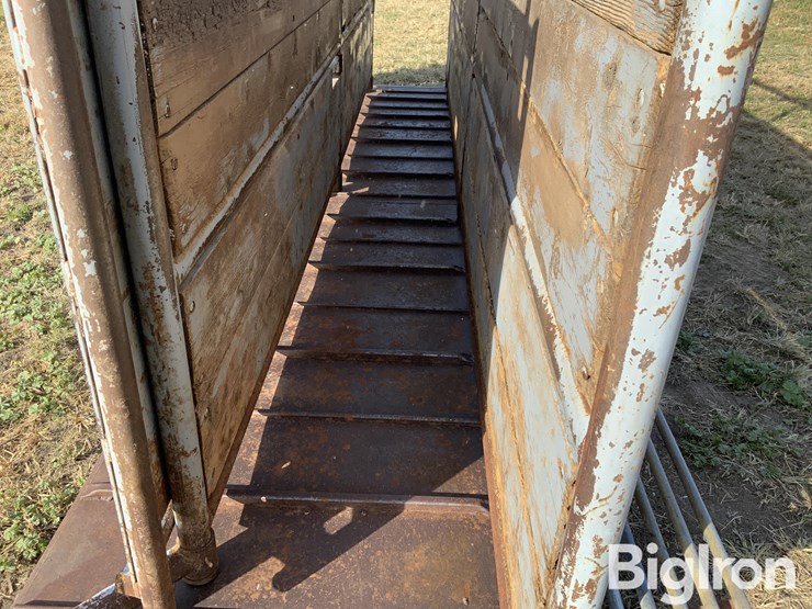 pearson-adjustable-alley-image-20