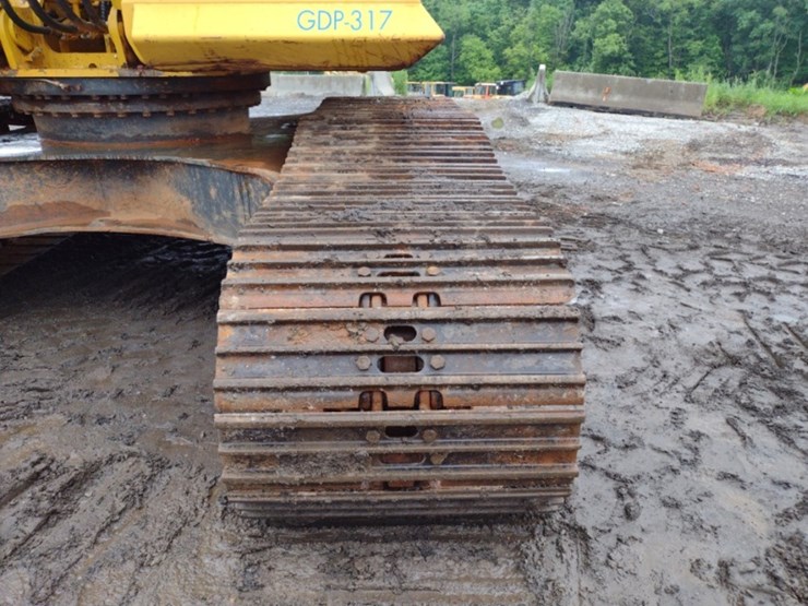 komatsu-pc240-lc-11-image-41