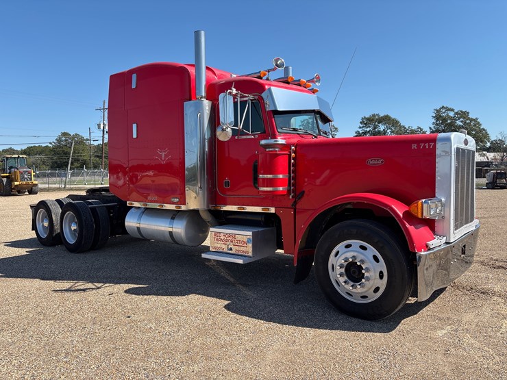2002-peterbilt-379-image-2