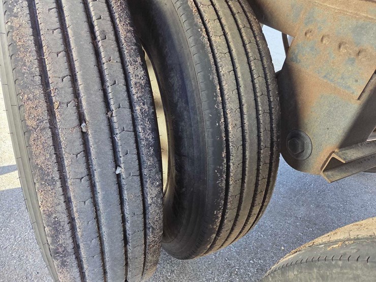 2013-timpte-super-hopper-image-32