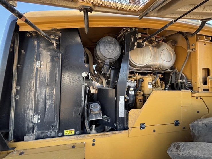 2019-caterpillar-930m-image-55