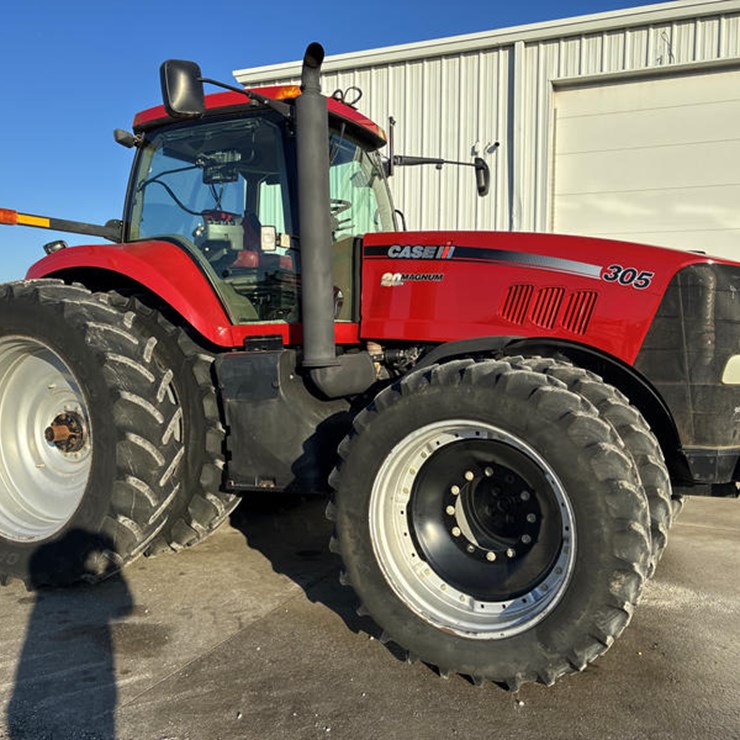CASE IH MAGNUM 305