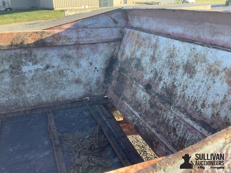 new-holland-195-image-11