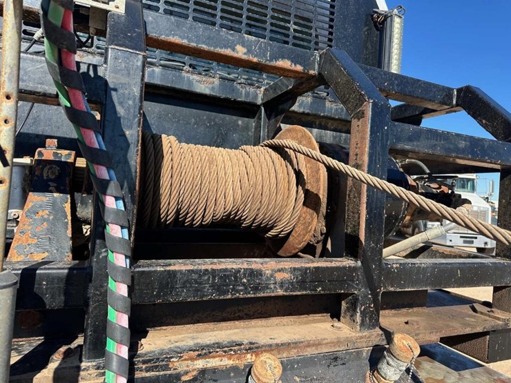 2012-peterbilt-388-image-6