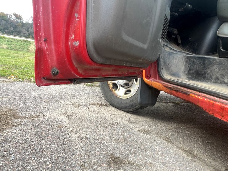 #1404-•-2006-chevy-cargo-van-(wi-title-in-delay)-image-26