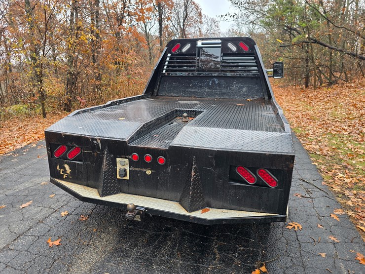 chevrolet-silverado-3500-image-16