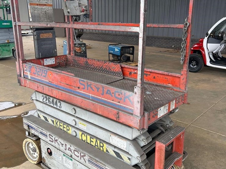 skyjack-sjiii3219-image-1