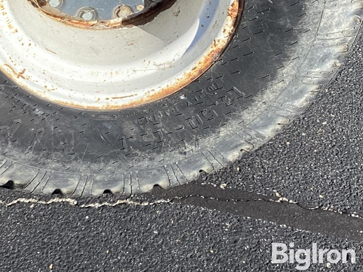 new-holland-tl80-image-10