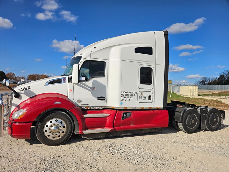 2021-kenworth-t680-image-5