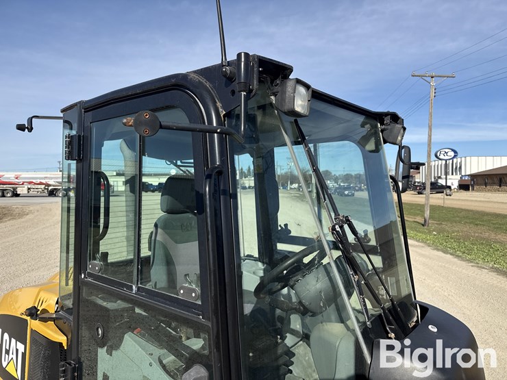 2015-caterpillar-906m-image-9