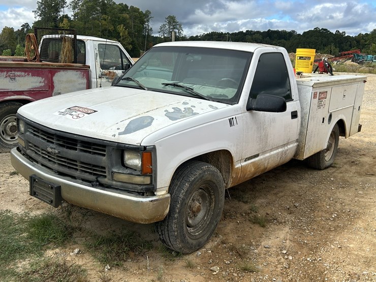 chevrolet-2500-image-2