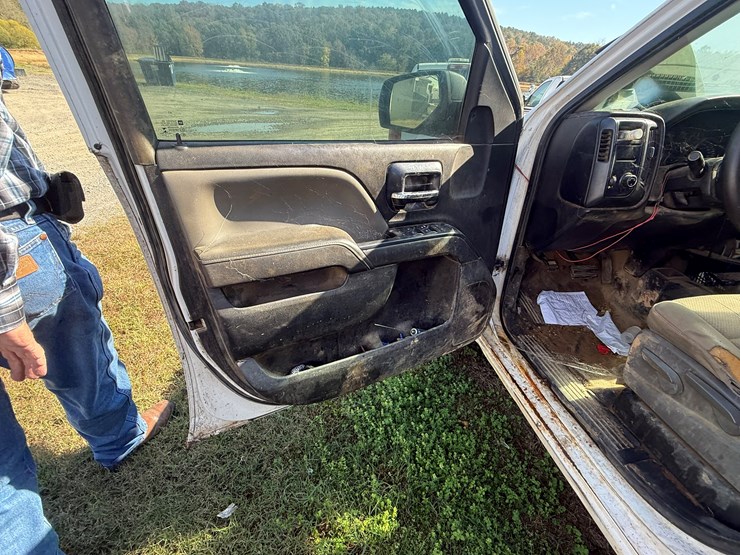 chevrolet-silverado-1500-image-44
