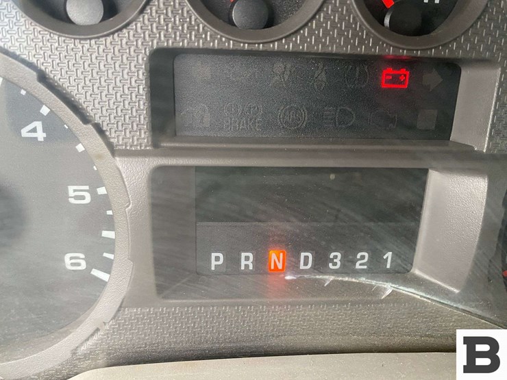 2009-ford-f350-image-27