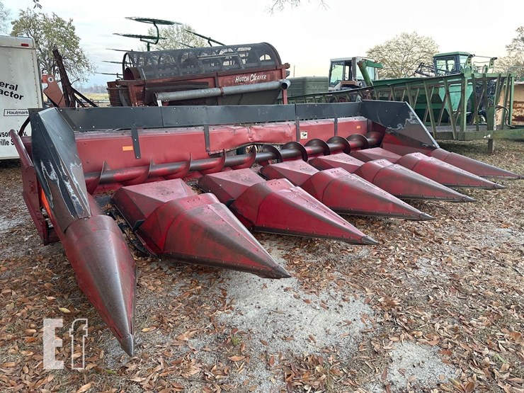 case-ih-1064-image-1