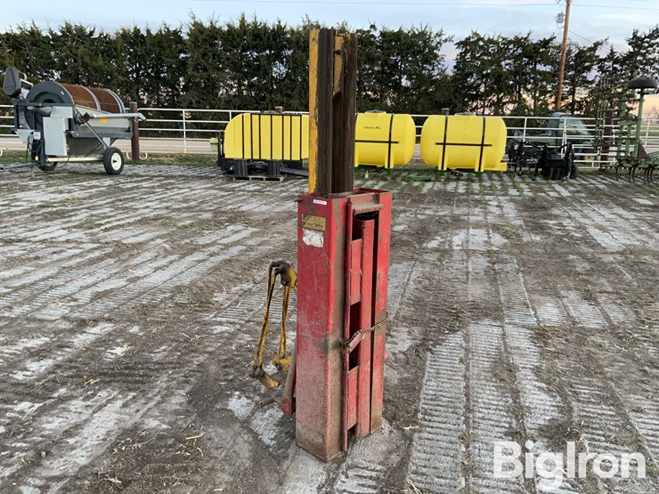 jet-co-post-pounder-image-3