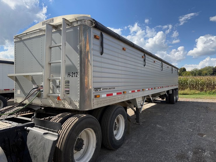 2012-timpte-super-hopper-image-1