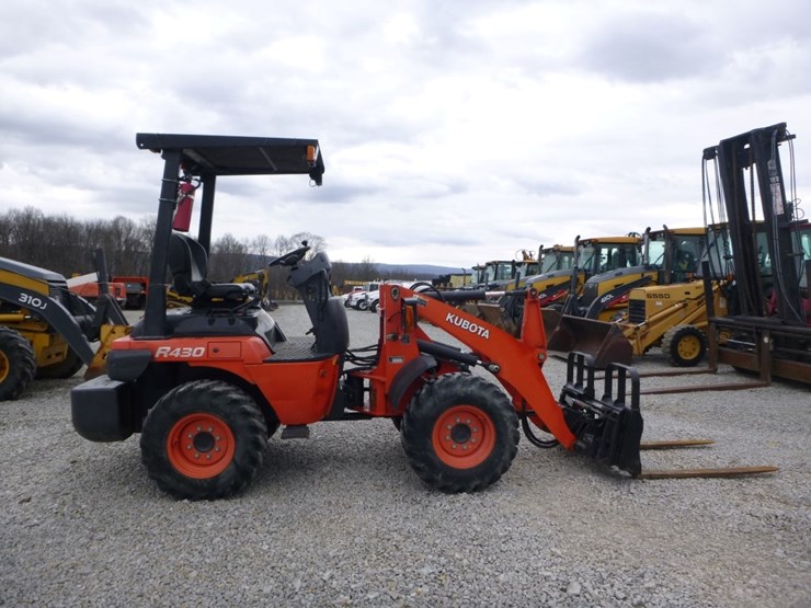 kubota-r430-image-3