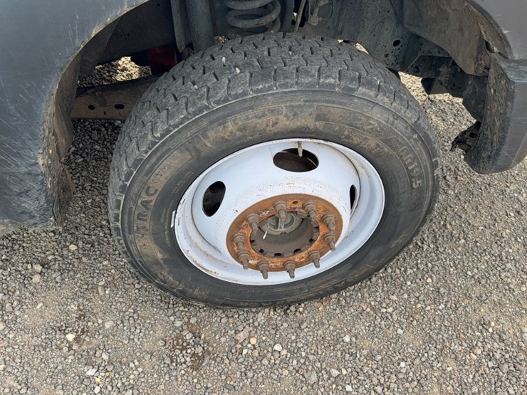 2016-ford-f550-image-6