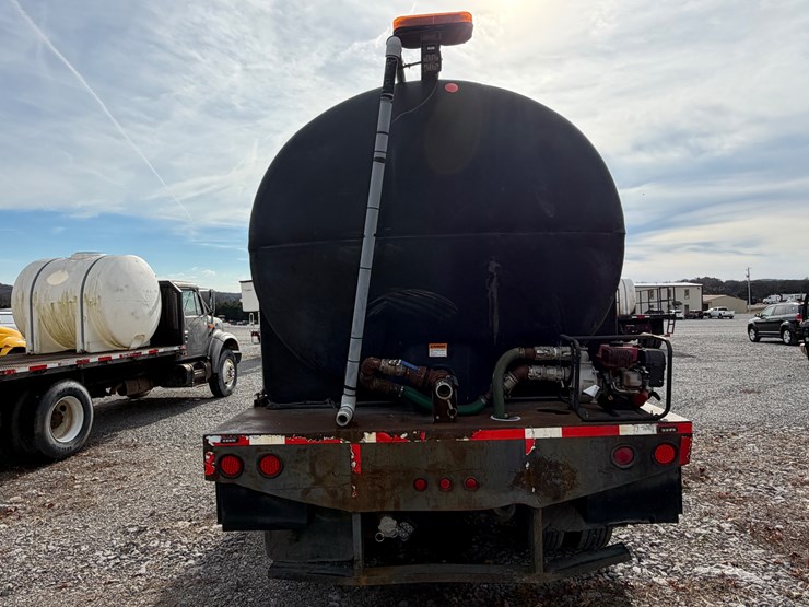 peterbilt-357-image-5