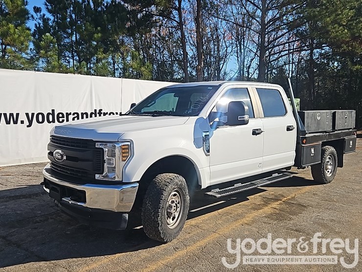 2019-ford-f250-xl-image-1