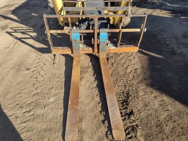 caterpillar-tl943c-image-14