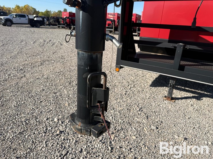 2013-taylor-tg350r-generator-on-tri/a-trailer-image-9