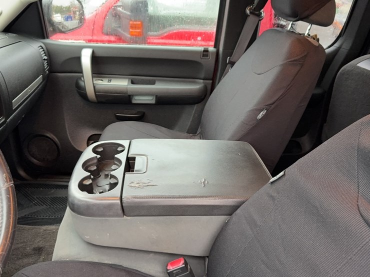 #3016-•-2009-chevrolet-silverado-pickup-truck-image-19