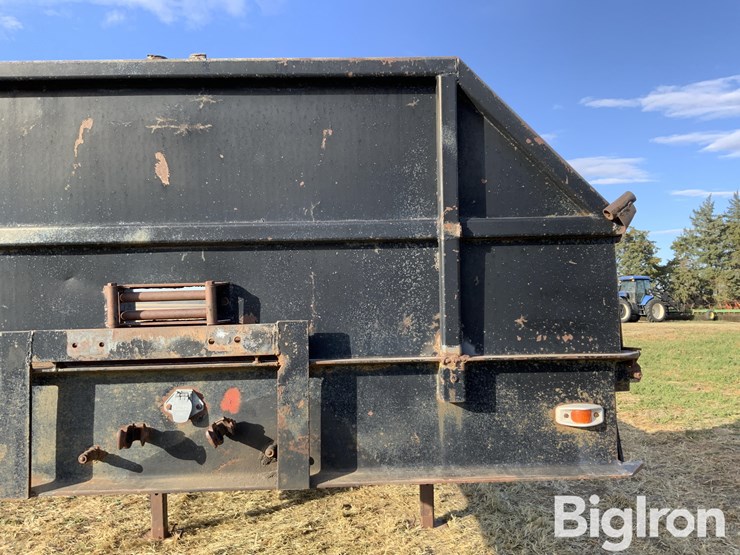 1984-schubert-t/a-lowboy-trailer-image-18