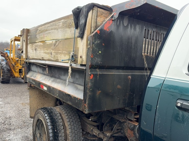 dodge-ram-5500-image-8