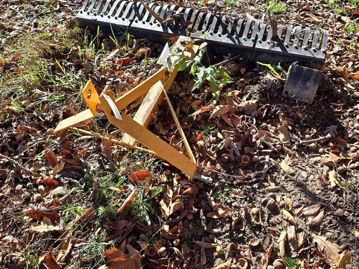 5ft-3pt-landscape-rake-image-3