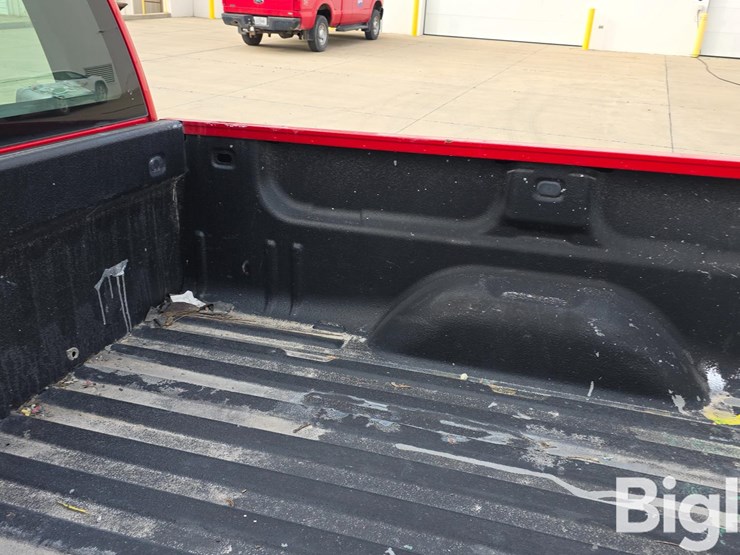 chevrolet-silverado-1500-image-13