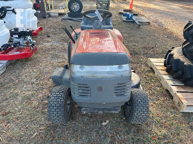 husqvarna-riding-mower-107-image-1