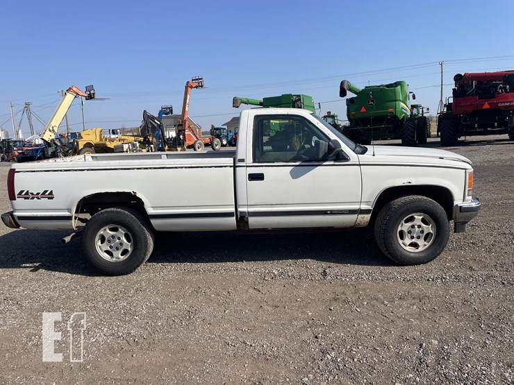 chevrolet-1500-image-2