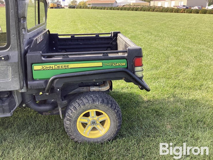 john-deere-gator-image-12